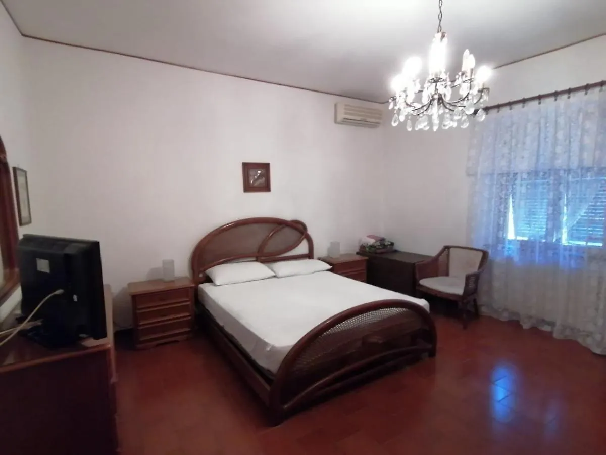 Residenza Tra Le Torri Apartment Noli 0*,