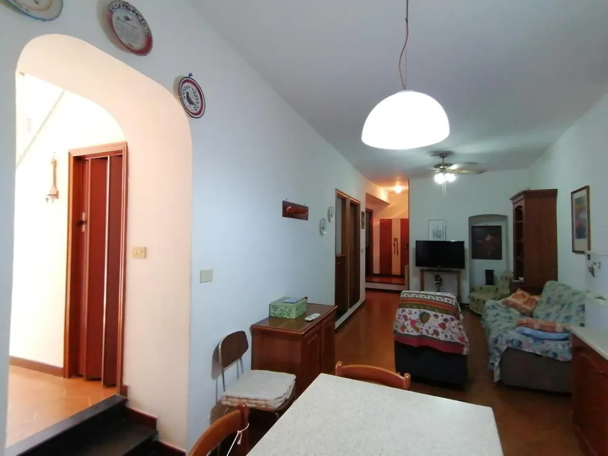 Residenza Tra Le Torri Apartment Noli