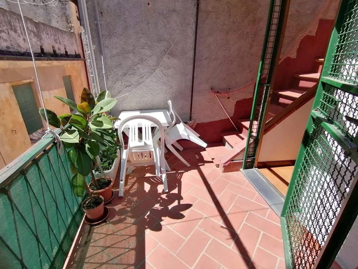 Residenza Tra Le Torri Apartment Noli